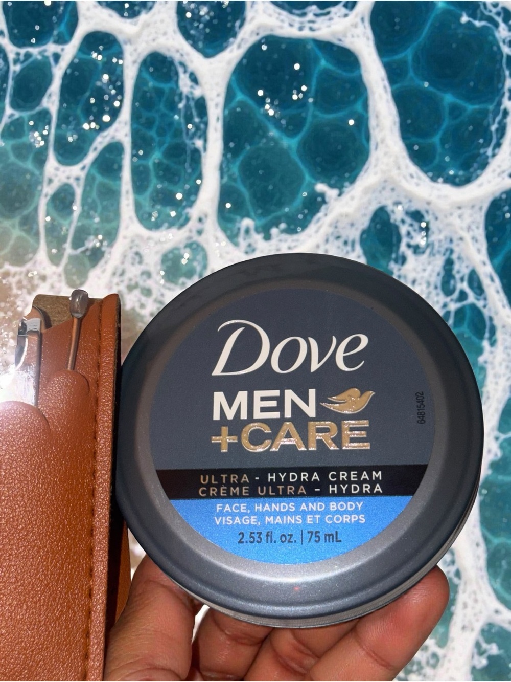 Manscaping Self-Care Gift Set | Man of God Toiletry Bag | Leather Noir Candle - Picture 10 of 14